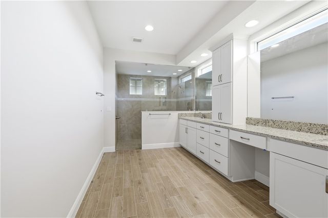 6304 High Pointe Circle, Vero Beach, FL 32967