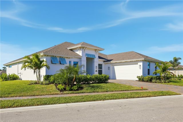 6304 High Pointe Circle, Vero Beach, FL 32967
