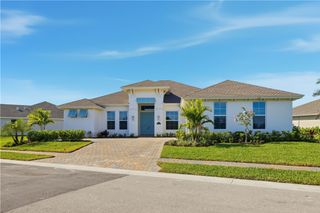 6304 High Pointe Circle, Vero Beach, FL 32967