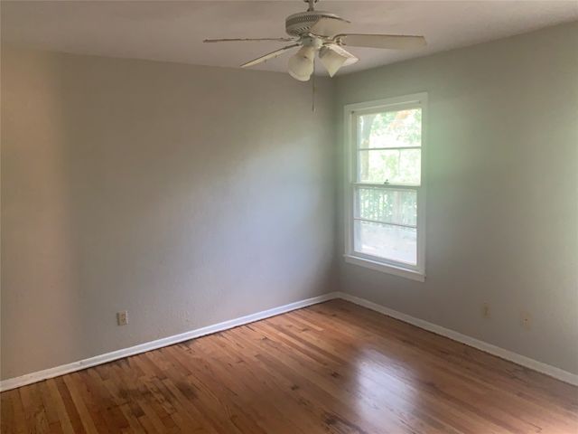 7433 Vallejo Drive, Dallas, TX 75227