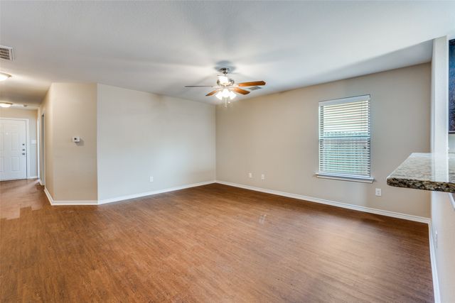 1824 Village Park Trail, Burleson, TX 76028