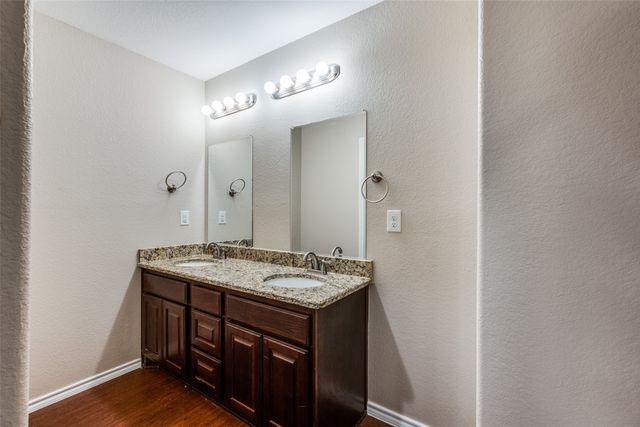 1824 Village Park Trail, Burleson, TX 76028