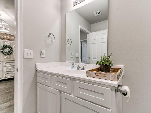 1512 Peridot Lane, Noble, OK 73068
