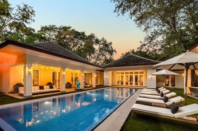 4100 Kiaora St, Miami, FL 33133