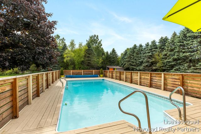 9865 Bergy Avenue Se, Bowne Twp, MI 49302