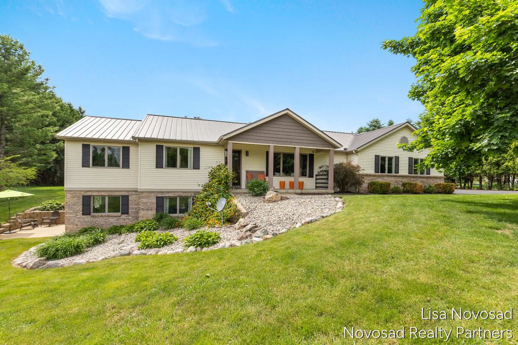 9865 Bergy Avenue Se, Bowne Twp, MI 49302