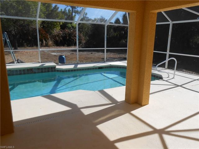 612 Mcarthur AVE, Lehigh Acres, FL 33936