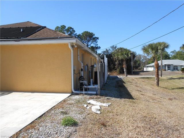 612 Mcarthur AVE, Lehigh Acres, FL 33936