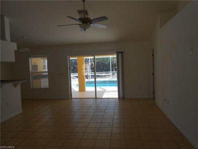 612 Mcarthur AVE, Lehigh Acres, FL 33936