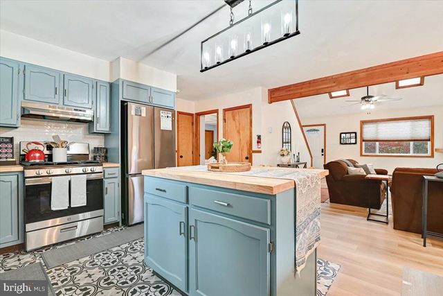 286 MCKUEN WAY, Albrightsville, PA 18210