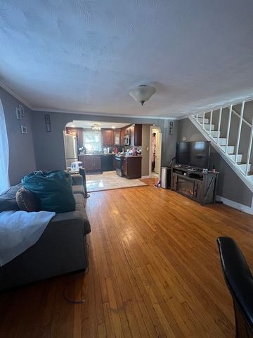 18 Vesey Rd, Randolph, MA 02368