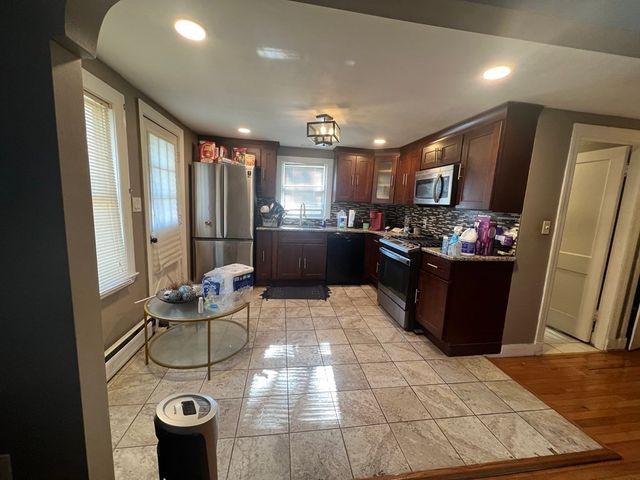 18 Vesey Rd, Randolph, MA 02368