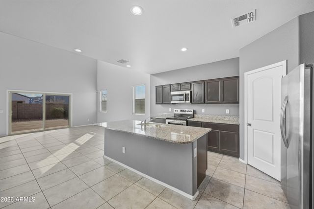 28503 N JET Drive, San Tan Valley, AZ 85143