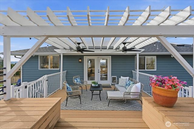 303 Vernon Road, Lake Stevens, WA 98258