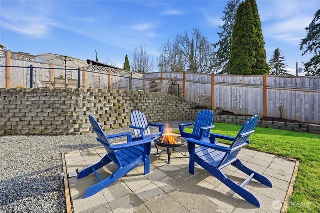 303 Vernon Road, Lake Stevens, WA 98258