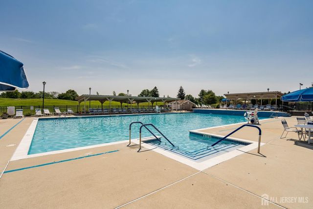 138 Concordia Circle A, Monroe, NJ 08831