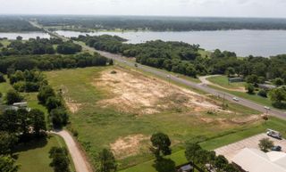 762 E Main Street, Gun Barrel City, TX 75156