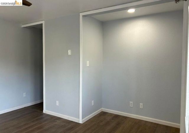 3743 Suter St, Oakland, CA 94619