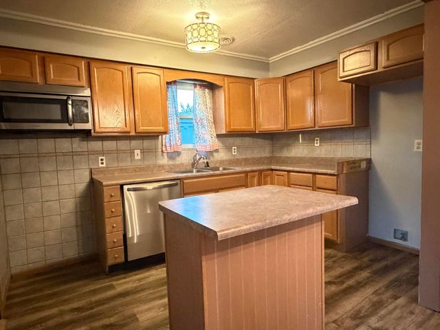 1313 Davis Street, Borger, TX 79007