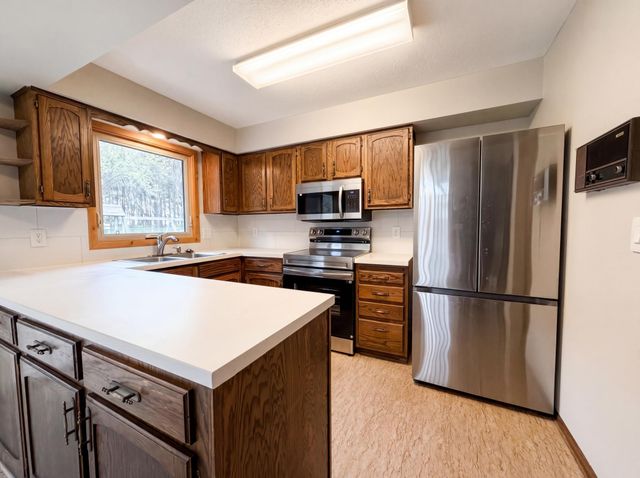 608 Lower Heritage Way, Farmington, MN 55024