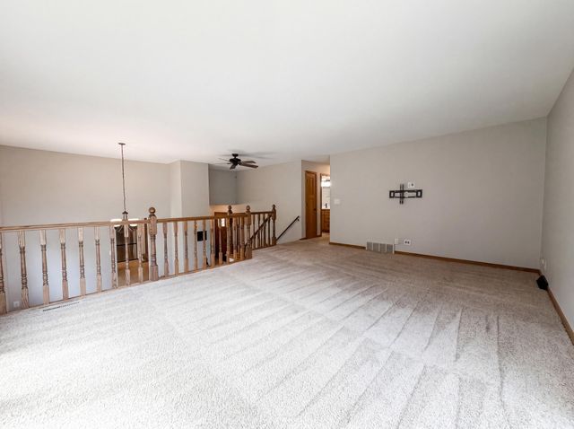 608 Lower Heritage Way, Farmington, MN 55024