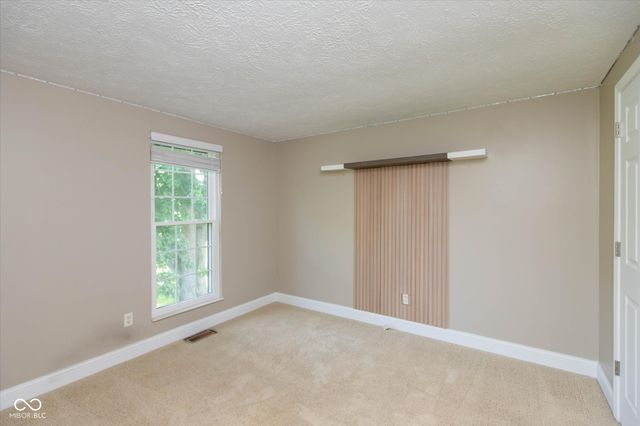 7703 Sunblest Boulevard, Fishers, IN 46038