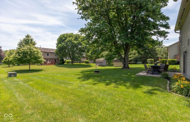 7703 Sunblest Boulevard, Fishers, IN 46038