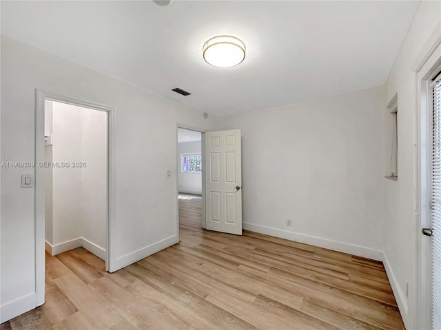 969 Bay Dr 5, Miami Beach, FL 33141