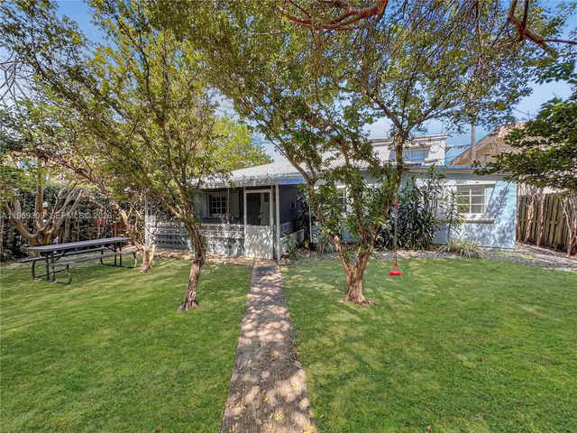 969 Bay Dr 5, Miami Beach, FL 33141