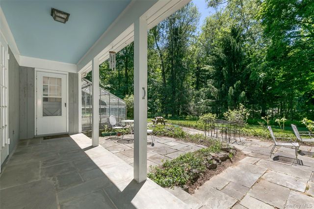 14 Appleby Drive, Bedford, NY 10506