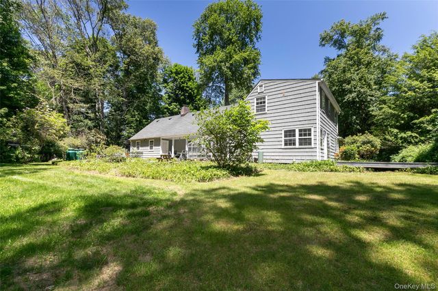 14 Appleby Drive, Bedford, NY 10506