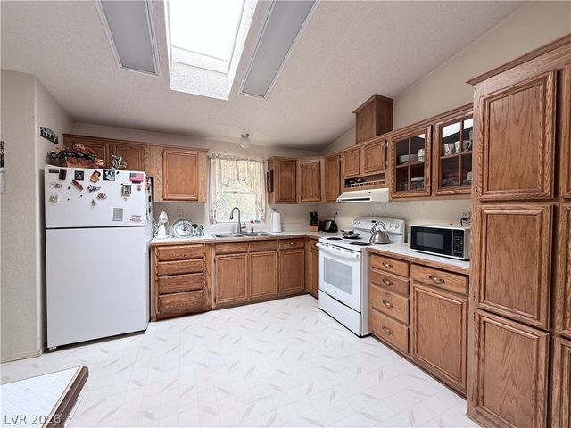 4501 East Kellogg Road, Pahrump, NV 89061