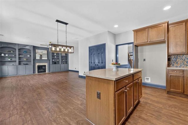 426 Shiloh Manor Drive, Marietta, GA 30066