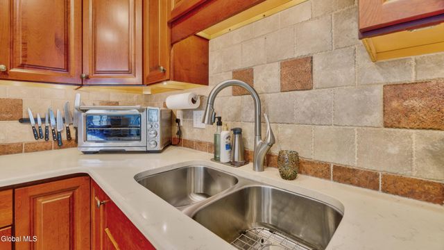 2 Spice Mill Boulevard, Halfmoon, NY 12065