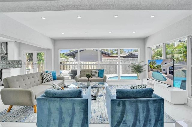 3421 Dover Road, Pompano Beach, FL 33062