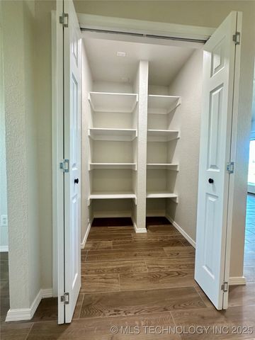 26530 E 710 Road, Wagoner, OK 74467