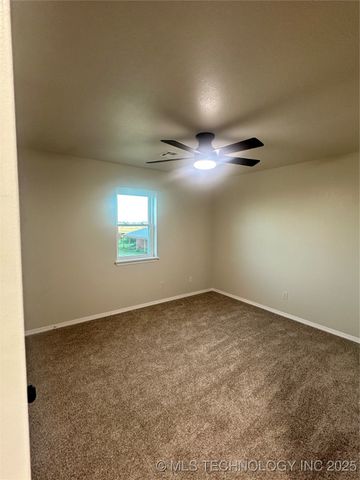 26530 E 710 Road, Wagoner, OK 74467