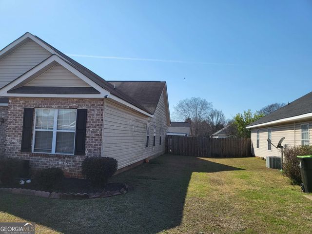 126 Millbrook Drive, Warner Robins, GA 31088