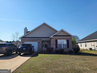 126 Millbrook Drive, Warner Robins, GA 31088