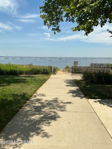 37 Myrtle Avenue, Keyport, NJ 07735