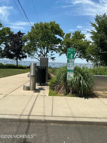 37 Myrtle Avenue, Keyport, NJ 07735