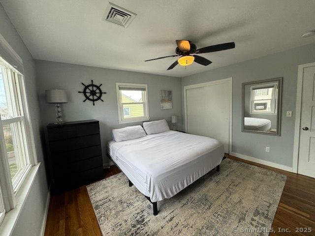 72 Ocean View Street, New Haven, CT 06512