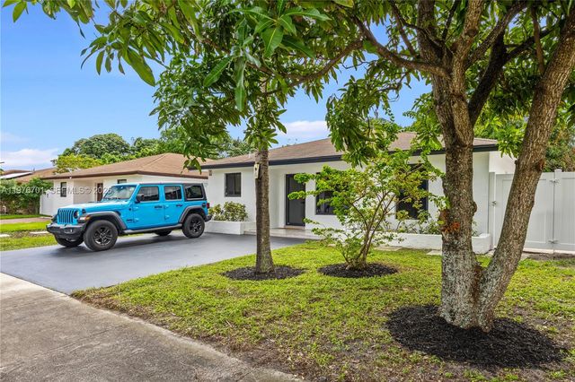324 Sterling Ave, Delray Beach, FL 33444