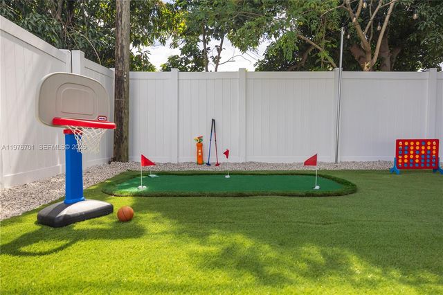 324 Sterling Ave, Delray Beach, FL 33444