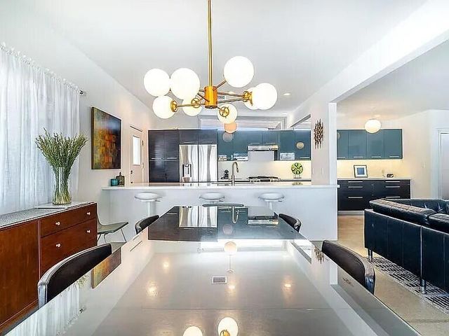 2223 N Magnolia Road, Palm Springs, CA 92262