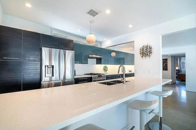 2223 N Magnolia Road, Palm Springs, CA 92262