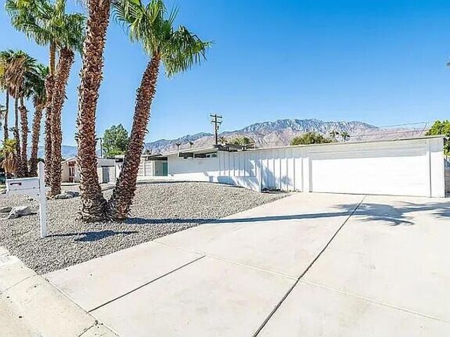 2223 N Magnolia Road, Palm Springs, CA 92262