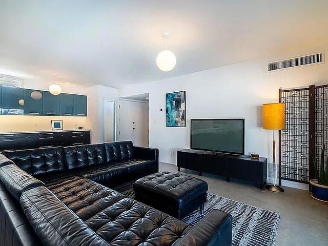 2223 N Magnolia Road, Palm Springs, CA 92262