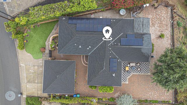 3393 Oakes Dr, Hayward, CA 94542