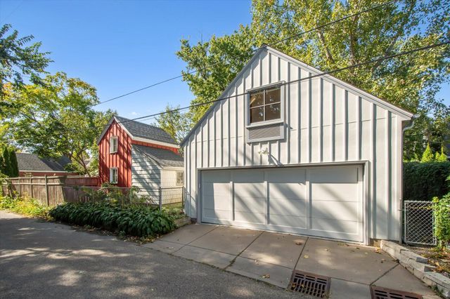 5617 Beard Avenue S, Edina, MN 55410